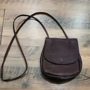 GAP Vintage 90s Mininalist Mom Leather Brown Clean Girl CBK Shoulder Mini Bag